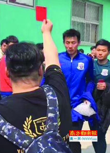 历史学者许宝蘅曾记录过一个真实事例：一位友人去世后，丧葬费用竟高达五万之巨。