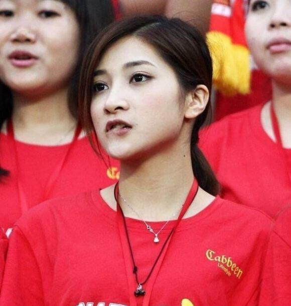 周润发和家人已低调位母亲办丧礼。