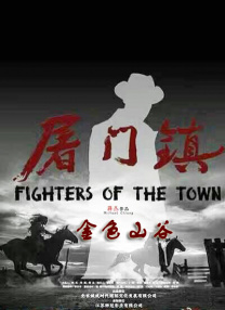 照片中，小11手上戴着钻戒，身穿白色蕾丝长裙，男友从背后环抱着她，两人笑容甜蜜，难掩喜悦之 就他了？
