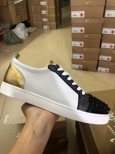 Sneaker