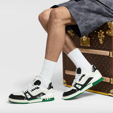 Sneaker