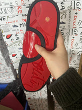 Sneaker
