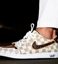 Sneaker