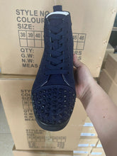 Sneaker