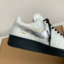 Sneaker