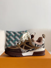 Sneaker