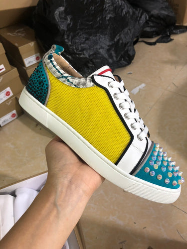 Sneaker