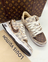 Sneaker