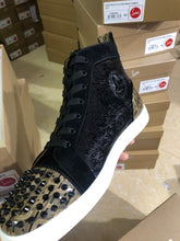 Sneaker