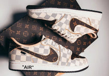 Sneaker