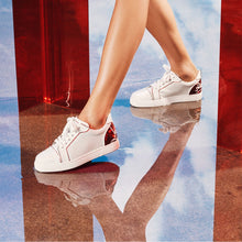 Sneaker