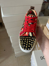 Sneaker