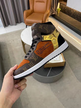 Sneaker