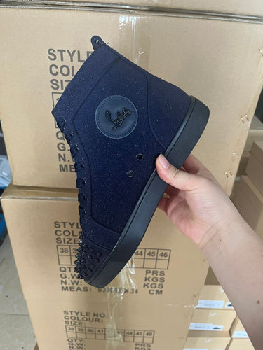 Sneaker