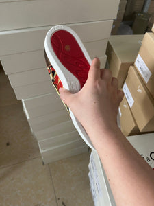 Sneaker